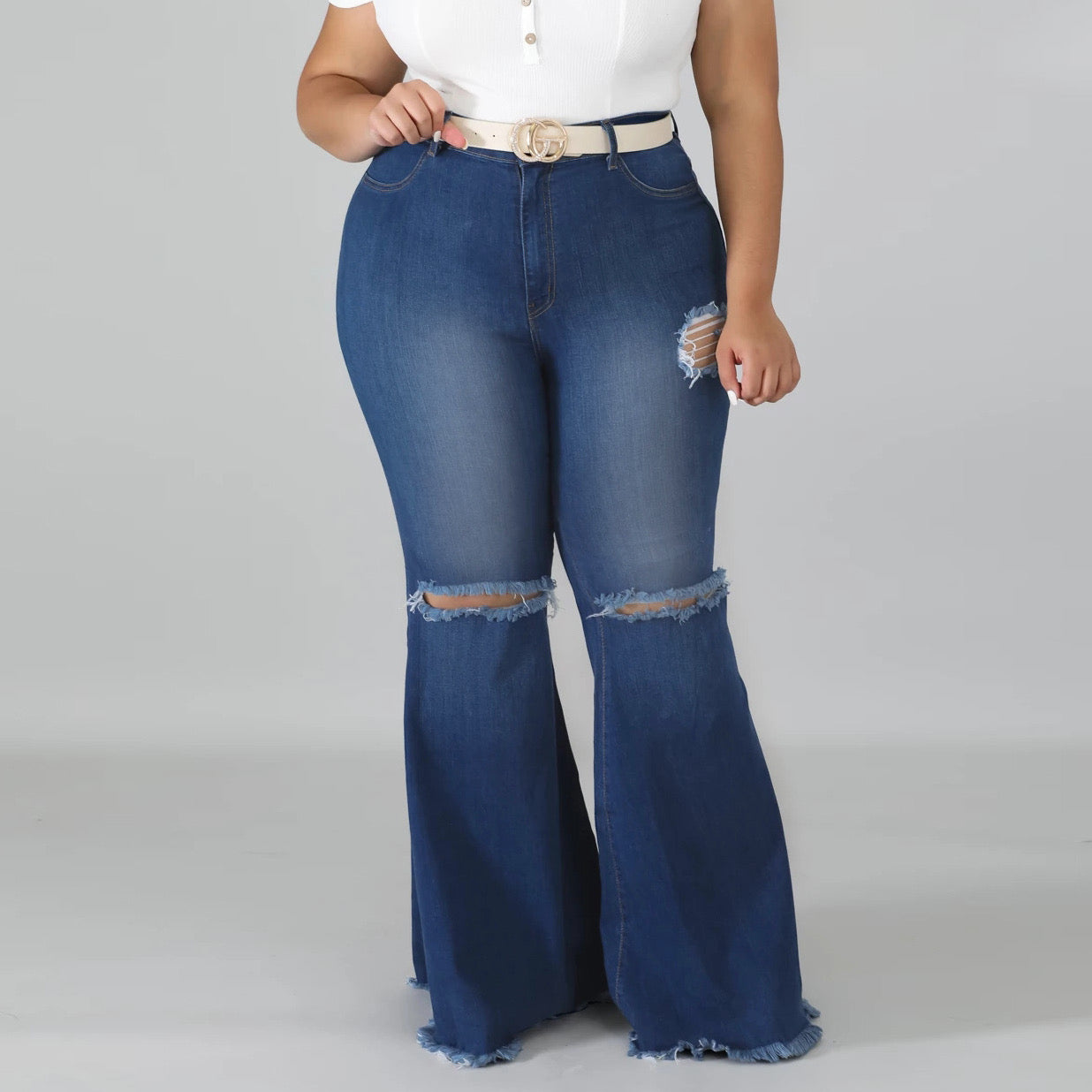 HIGH WAIST CUT JEANS